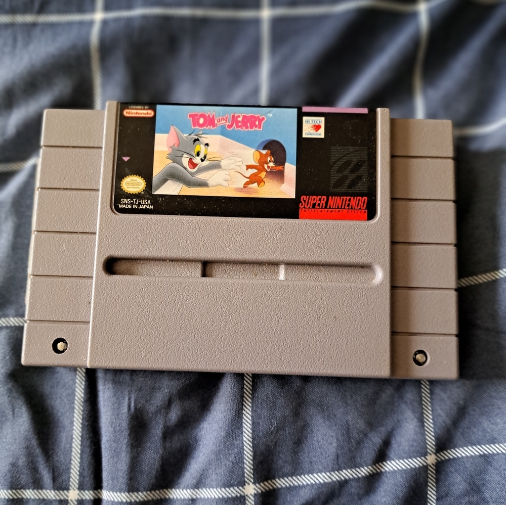 Nintendo Super Nintendo Tom and Jerry Game - Gray